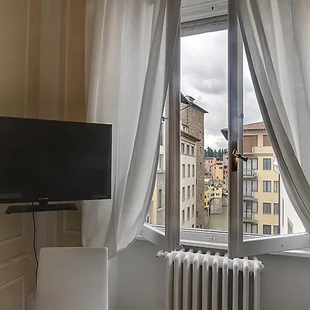 Santi Apostoli Elegant Apartment